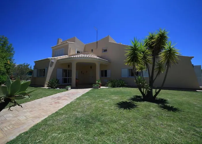 Casa Coral Villa *